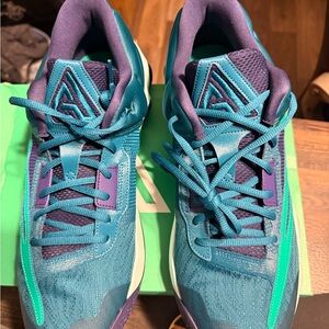 Nike Teal and Purple Athletic Shoes